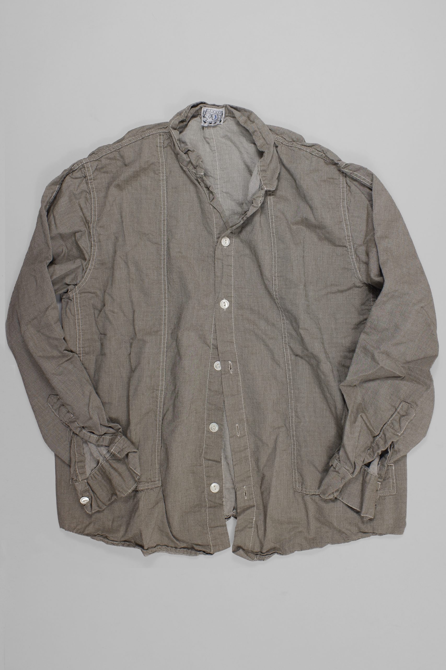 Type 439 Stole Pocket Butterfly Shirt